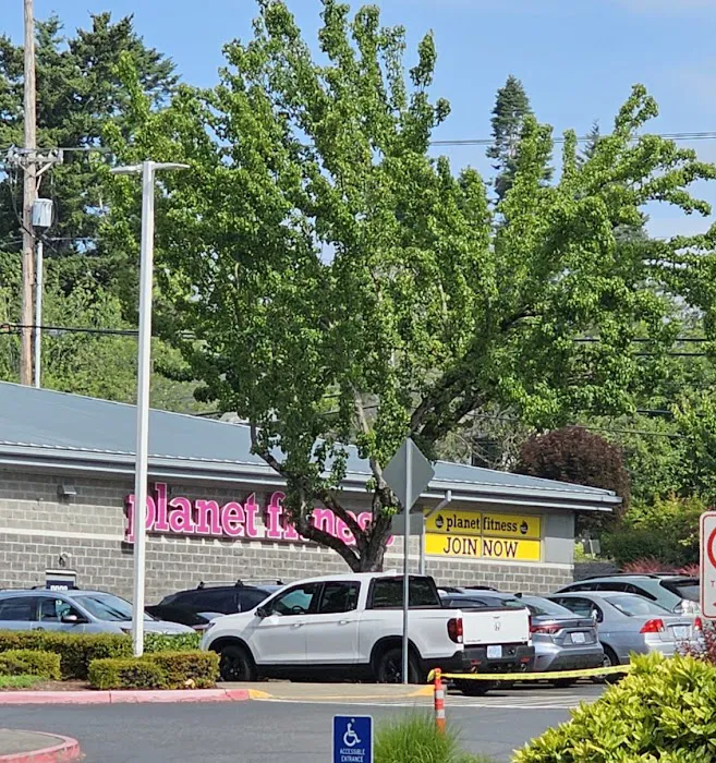 Planet Fitness Picture 10