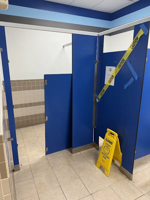 Crunch Fitness Picture 4