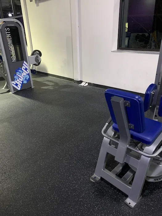 Crunch Fitness Picture 3