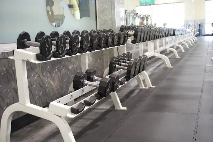 24 Hour Fitness Picture 1