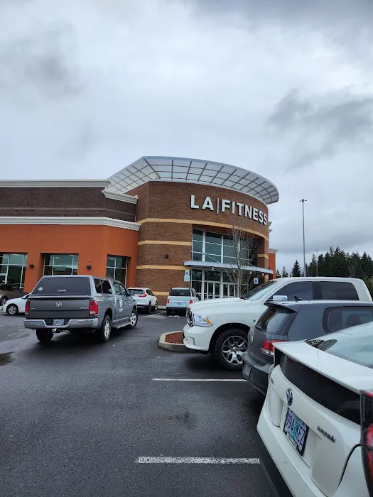 LA Fitness Picture 7