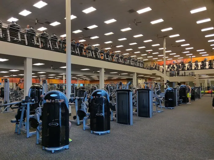 LA Fitness Picture 5