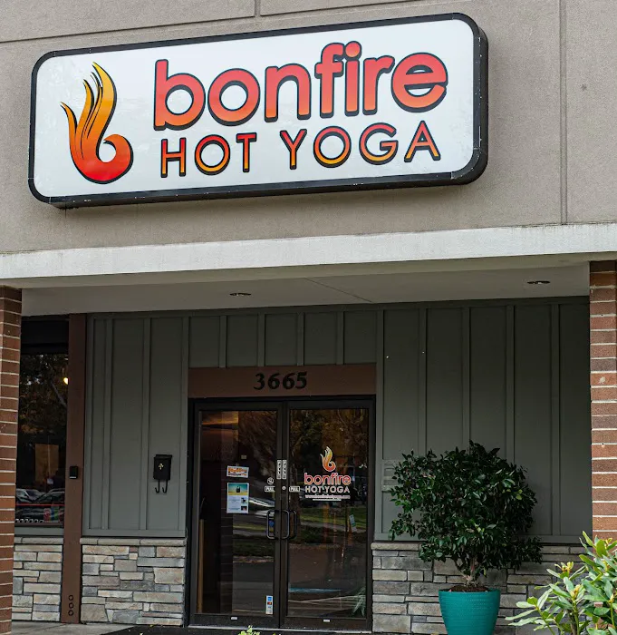 Bonfire Hot Yoga Picture 3