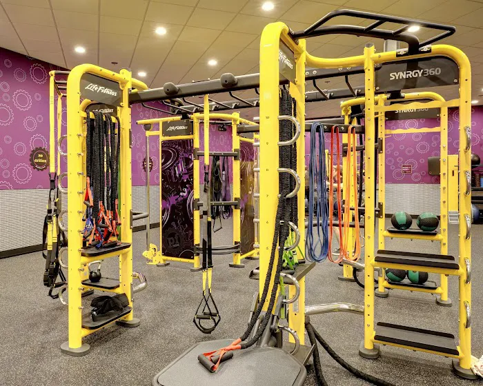 Planet Fitness Picture 10