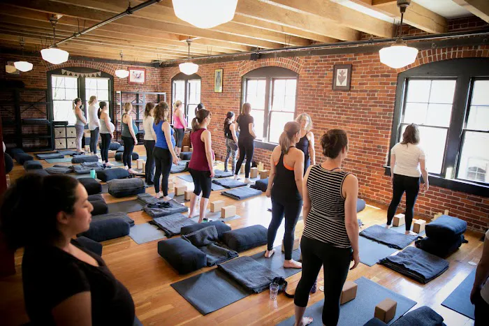 MamaSpace Yoga Picture 3