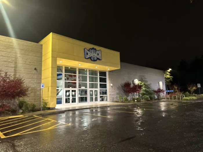 Crunch Fitness - Aloha Picture 3