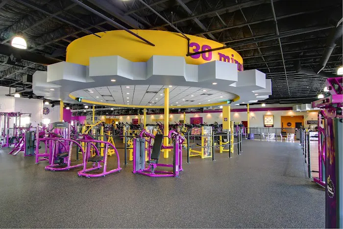Planet Fitness Picture 5