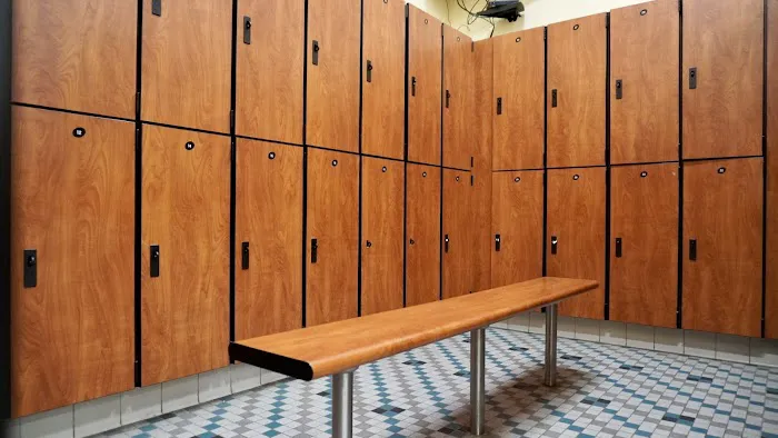 24 Hour Fitness Picture 7