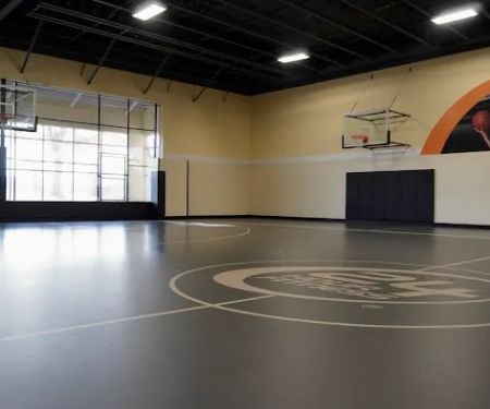 24 Hour Fitness