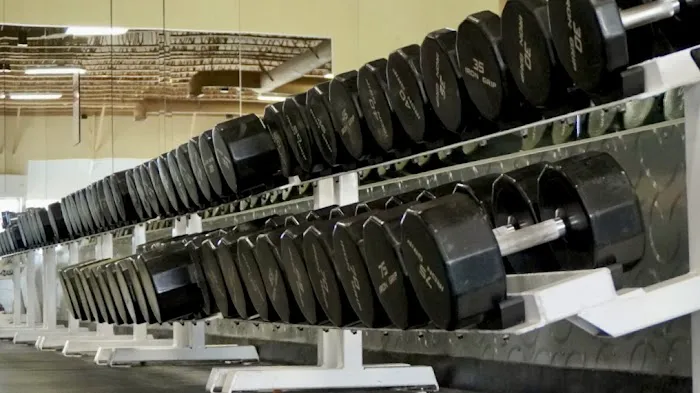 24 Hour Fitness Picture 2