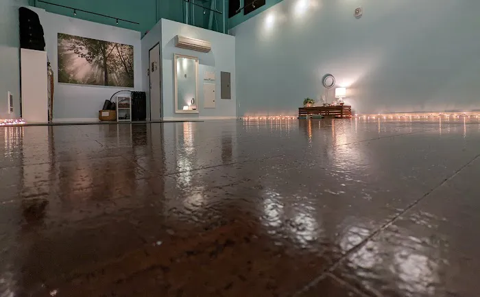 Ether & Stone Picture 6