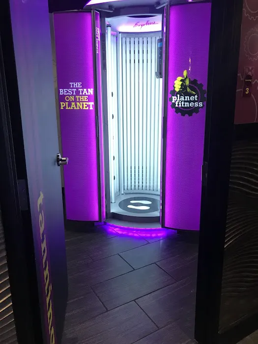 Planet Fitness Picture 2