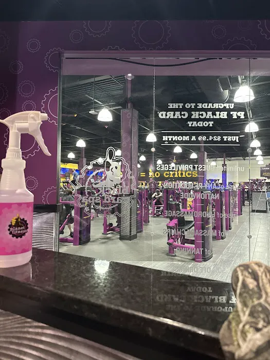 Planet Fitness Picture 8