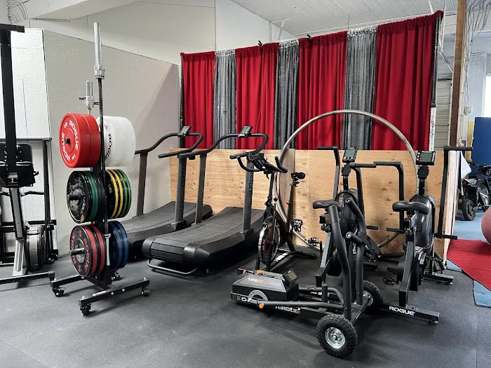 Misfit Strength & Circus Picture 2