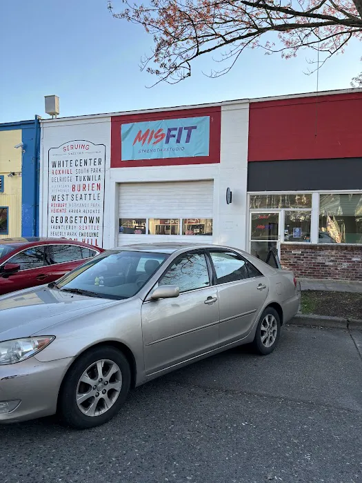 Misfit Strength & Circus Picture 1