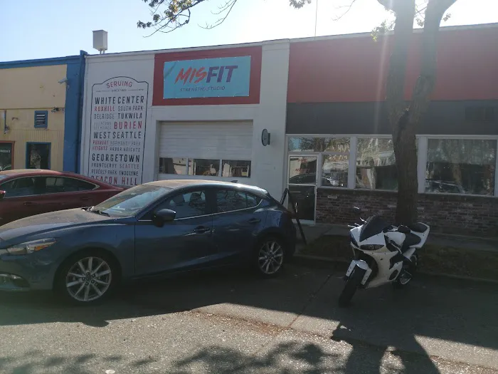 Misfit Strength & Circus Picture 4