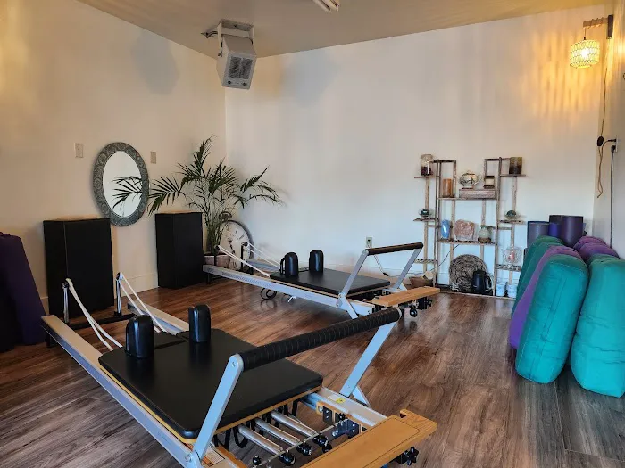 Life in the Body : Pilates, Yoga, Meditation Picture 8