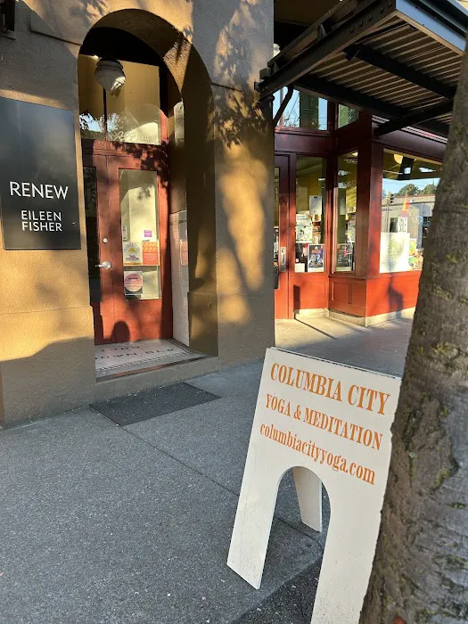 Columbia City Yoga Picture 7