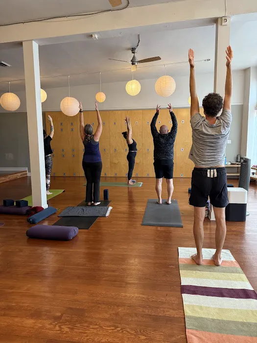 Yoga On Beacon Picture 4