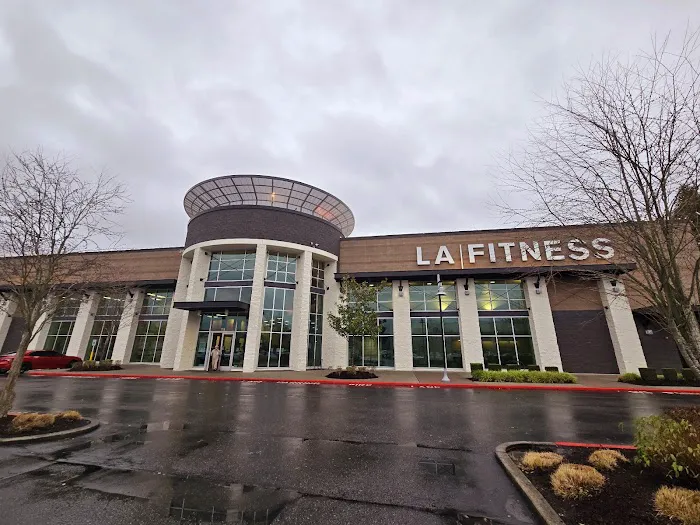 LA Fitness Picture 9