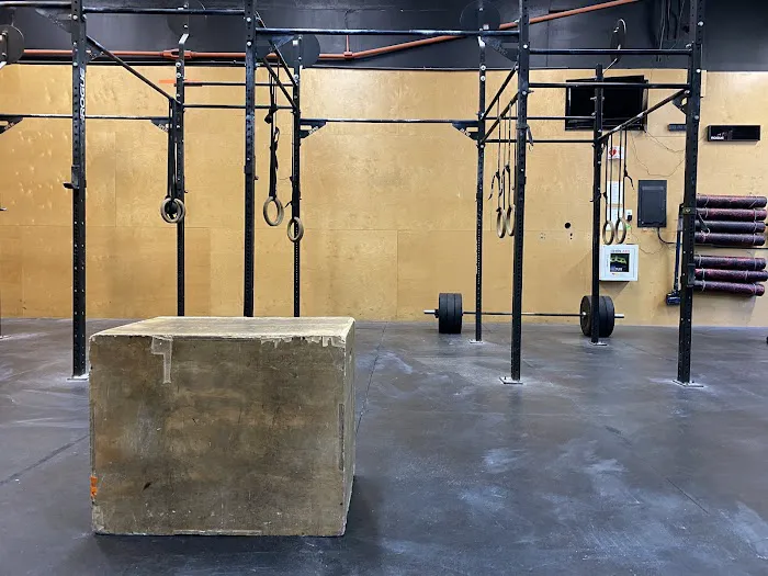 CrossFit West Seattle - gym Picture 7