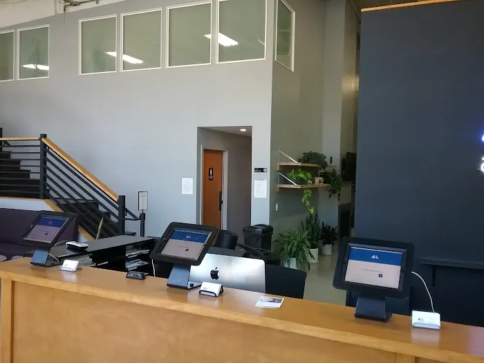 Athletic Form Picture 4