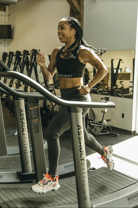 Athletic Form Picture 8