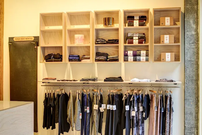 Mind.Body.Hum Picture 5