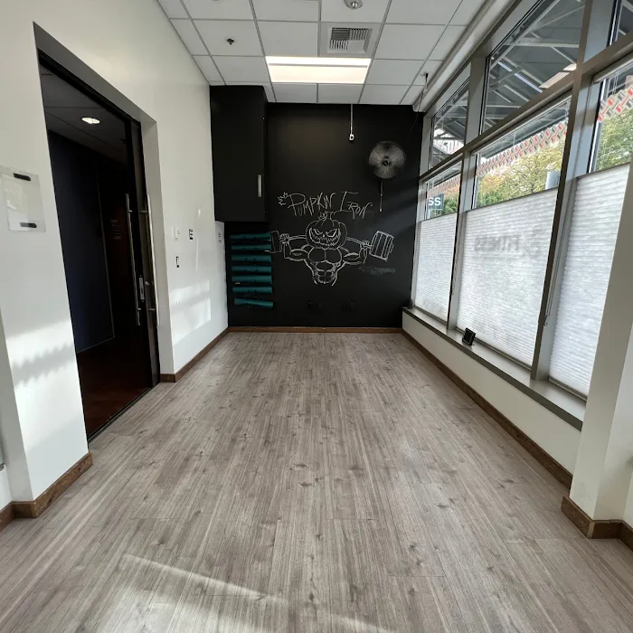 Ampersand Fitness Picture 2