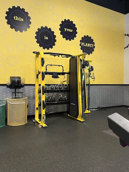 Planet Fitness Picture 5