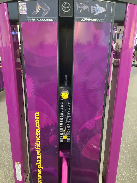 Planet Fitness Picture 10