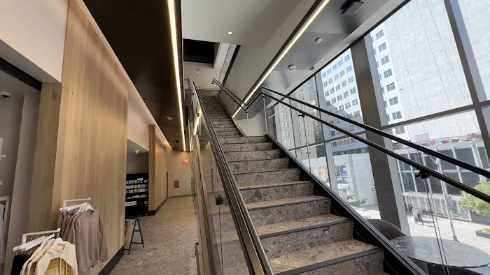 Equinox Rainier Square Picture 4