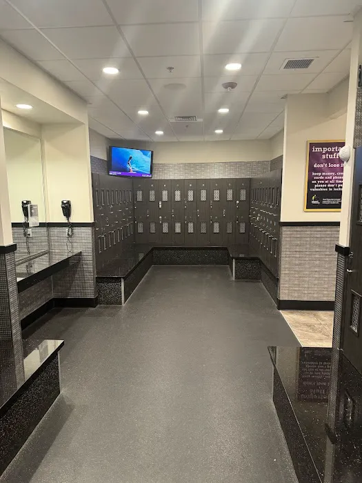 Planet Fitness Picture 6