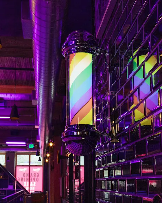 Henry's Gymnasium Picture 3