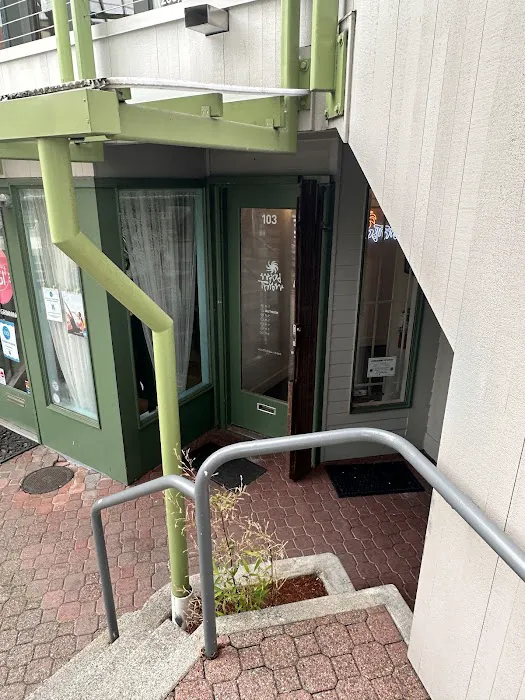 The Grinning Yogi - Seattle Capitol Hill Picture 6