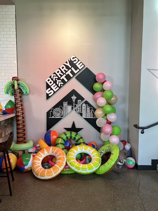 Barry's Seattle Picture 3