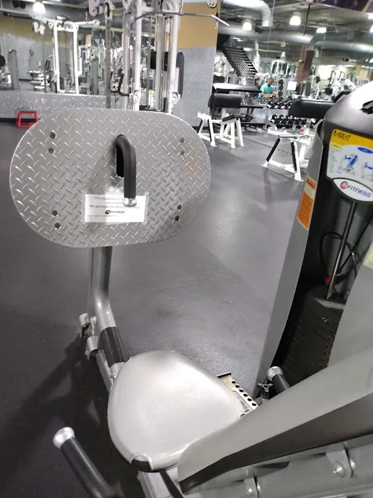 24 Hour Fitness Picture 8