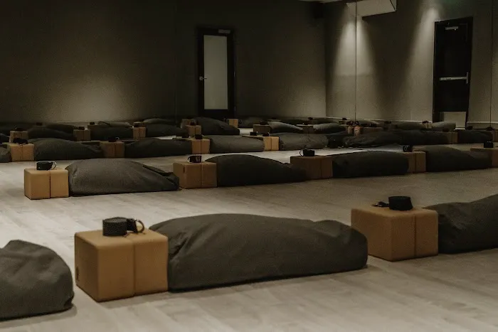 Imagine Hot Yoga & Wellness Picture 3