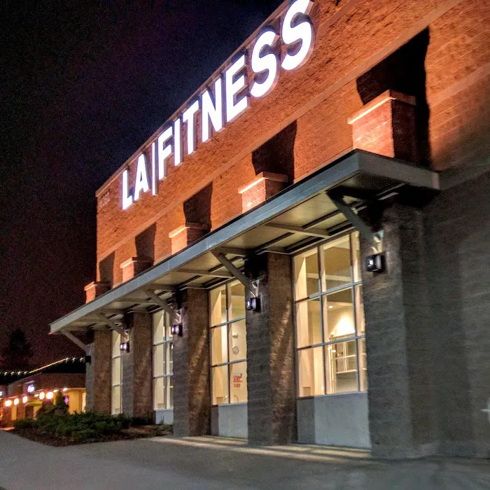LA Fitness Picture 10