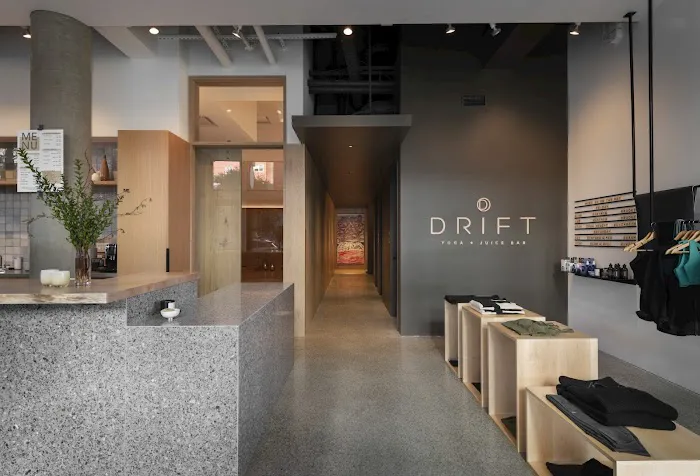 DRIFT Yoga + Juice Bar Picture 8