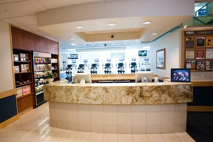 PRO Club Seattle Picture 4