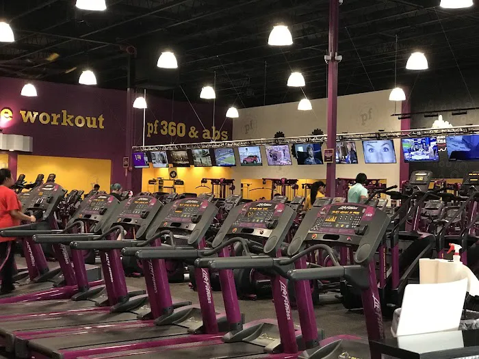 Planet Fitness Picture 8