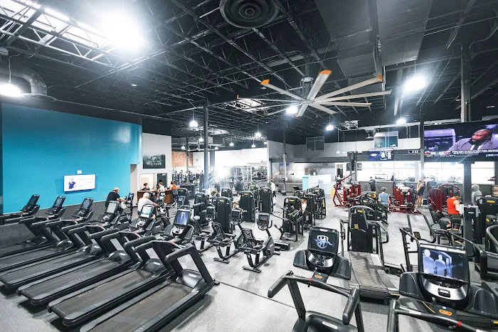 425 FITNESS ISSAQUAH Picture 2