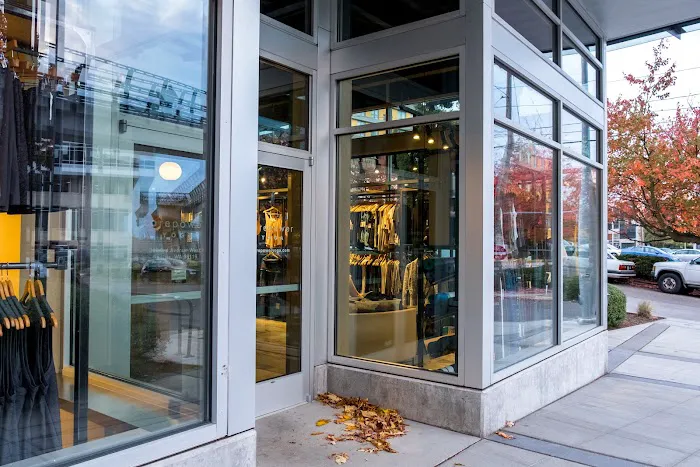 CorePower Yoga - Queen Anne Picture 3