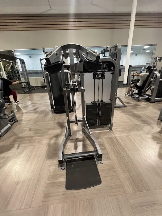 LA Fitness Picture 1