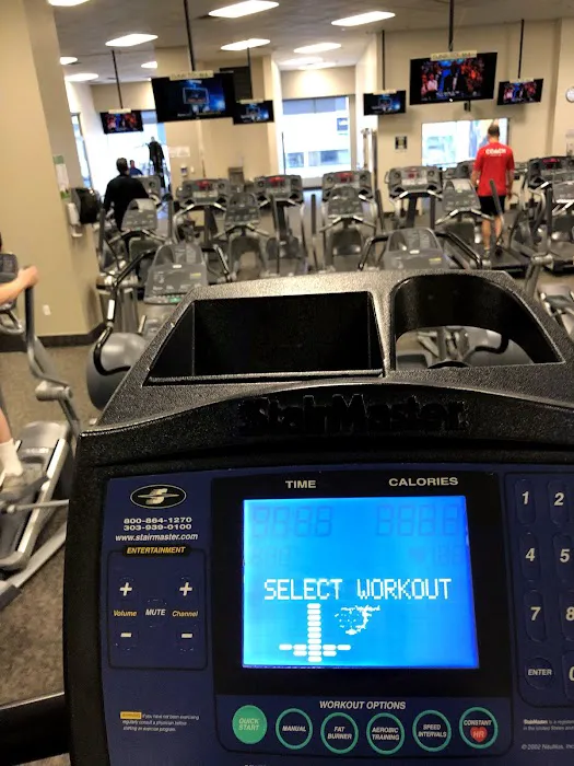 LA Fitness Picture 6