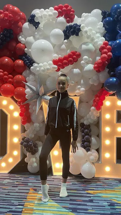 International Rhythmic Gymnastics & Ballet Picture 3