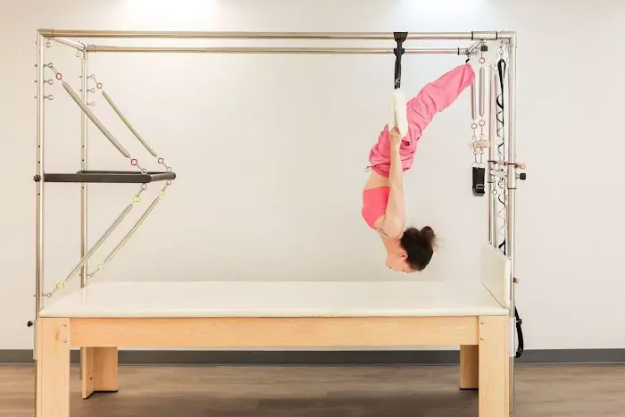 Cai Wei Yoga Picture 8