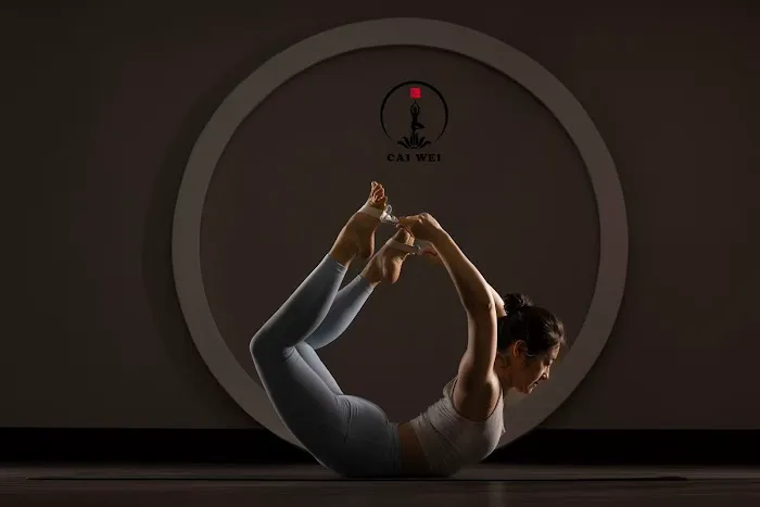 Cai Wei Yoga Picture 2