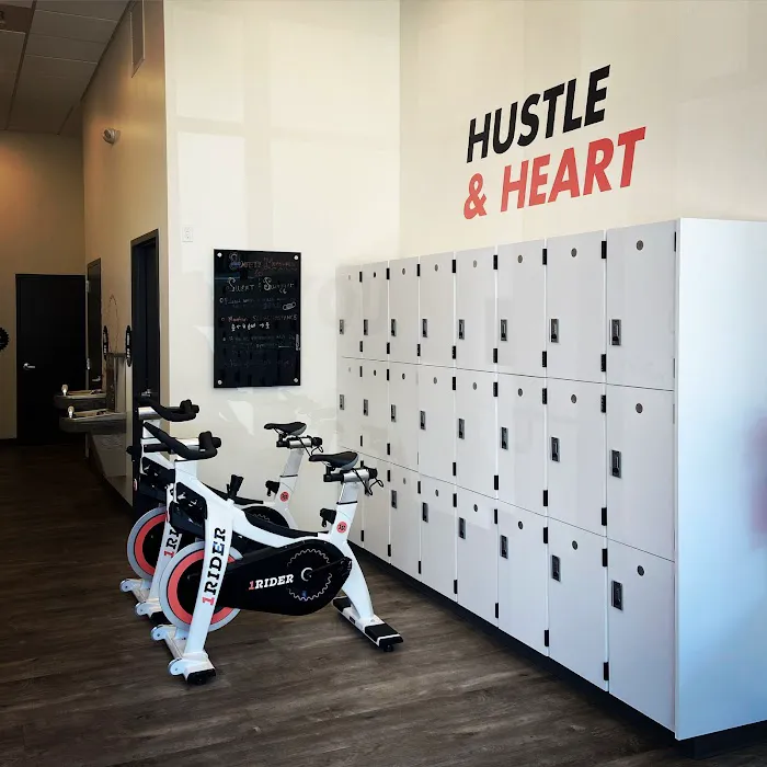 Iron & Co Issaquah Picture 5